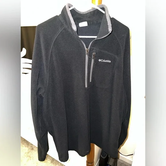 SOLD - Columbia Half-Zip Fleece Pullover - Picture 2 of 11